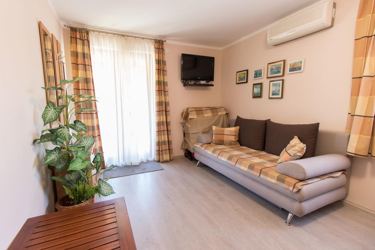 Apartment Paulina Cres Exterior foto